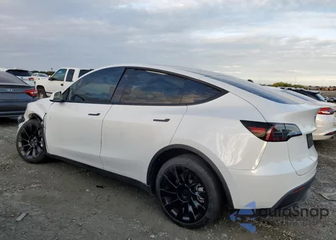 2023 Tesla Model Y z USA, uszkodzony, nr VIN 7SAYGDEE2PF626822